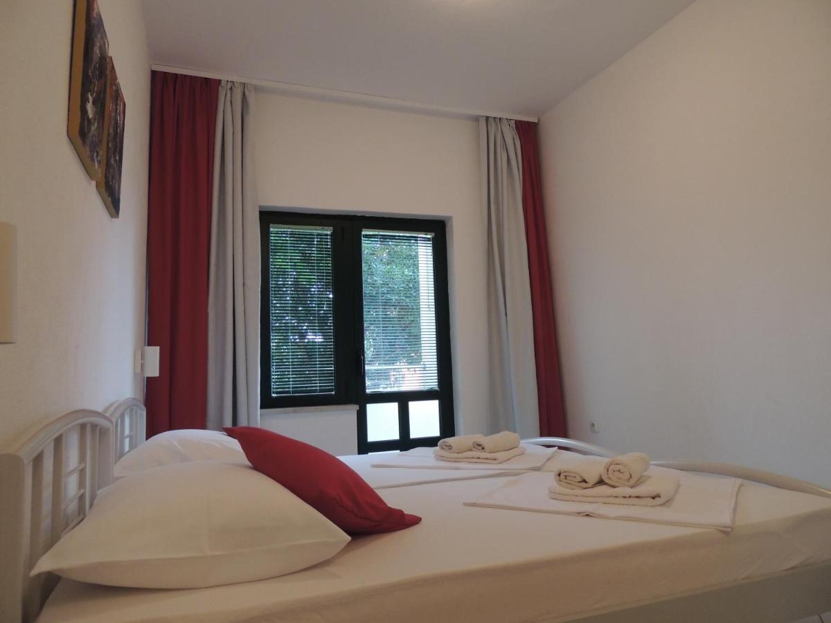 Apartments Suljic - Cash Only Property Stari Grad  Bagian luar foto