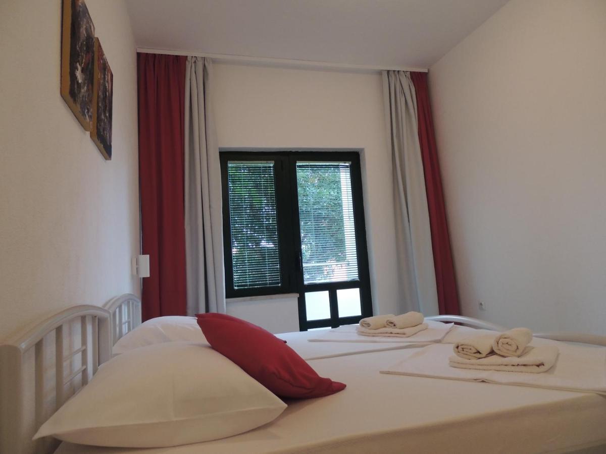 Apartments Suljic - Cash Only Property Stari Grad  Bagian luar foto