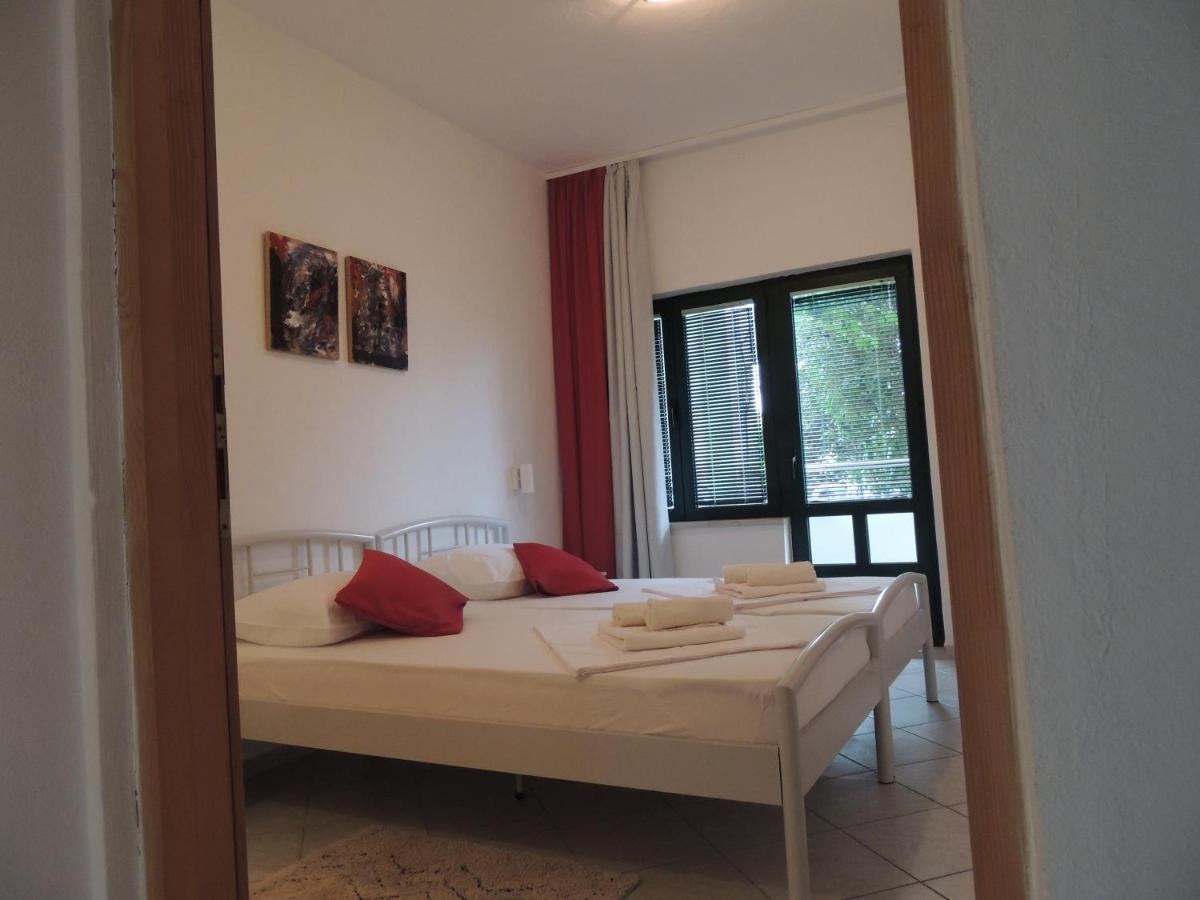 Apartments Suljic - Cash Only Property Stari Grad  Bagian luar foto